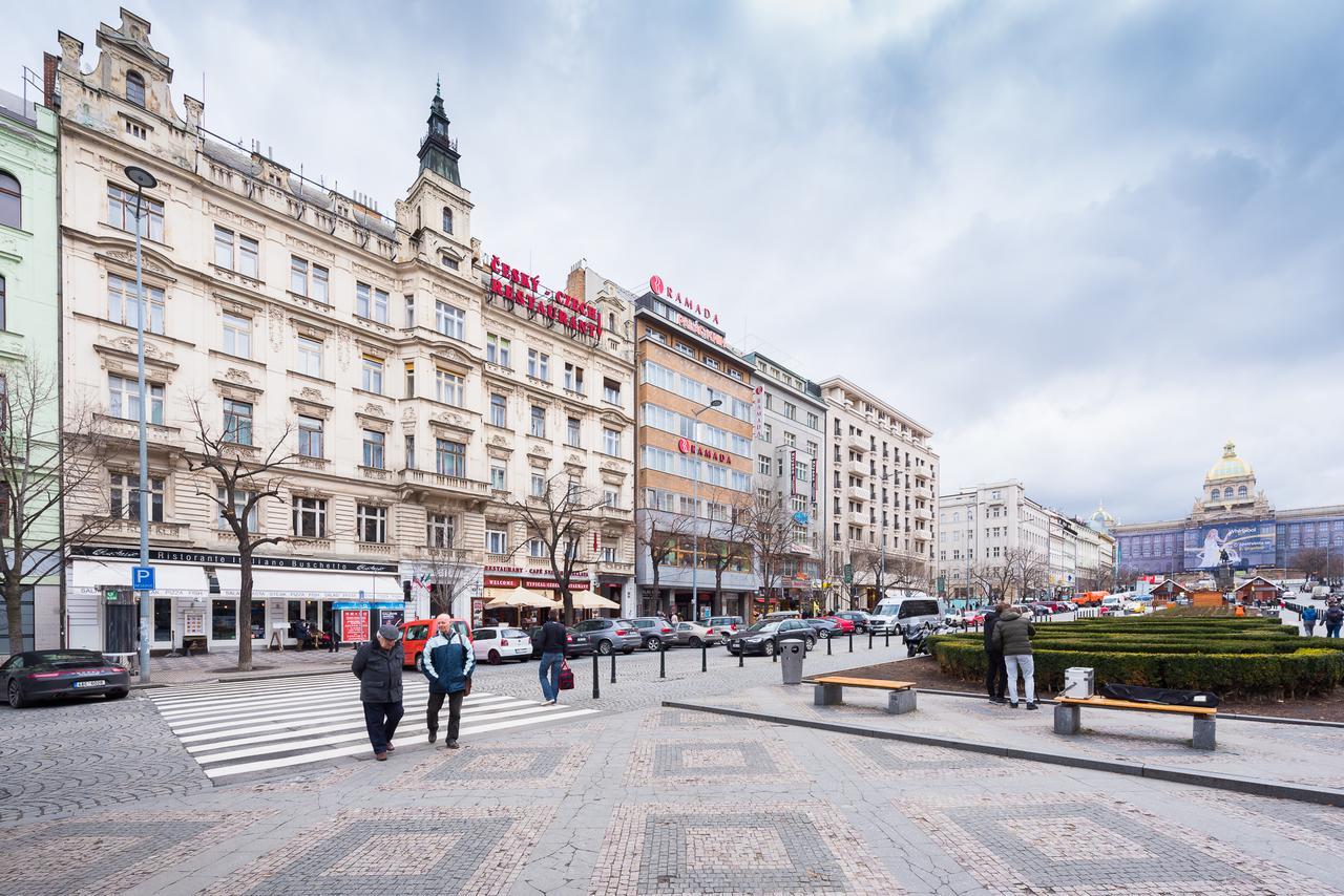 Wenceslas Square Apartment ปราก ภายนอก รูปภาพ
